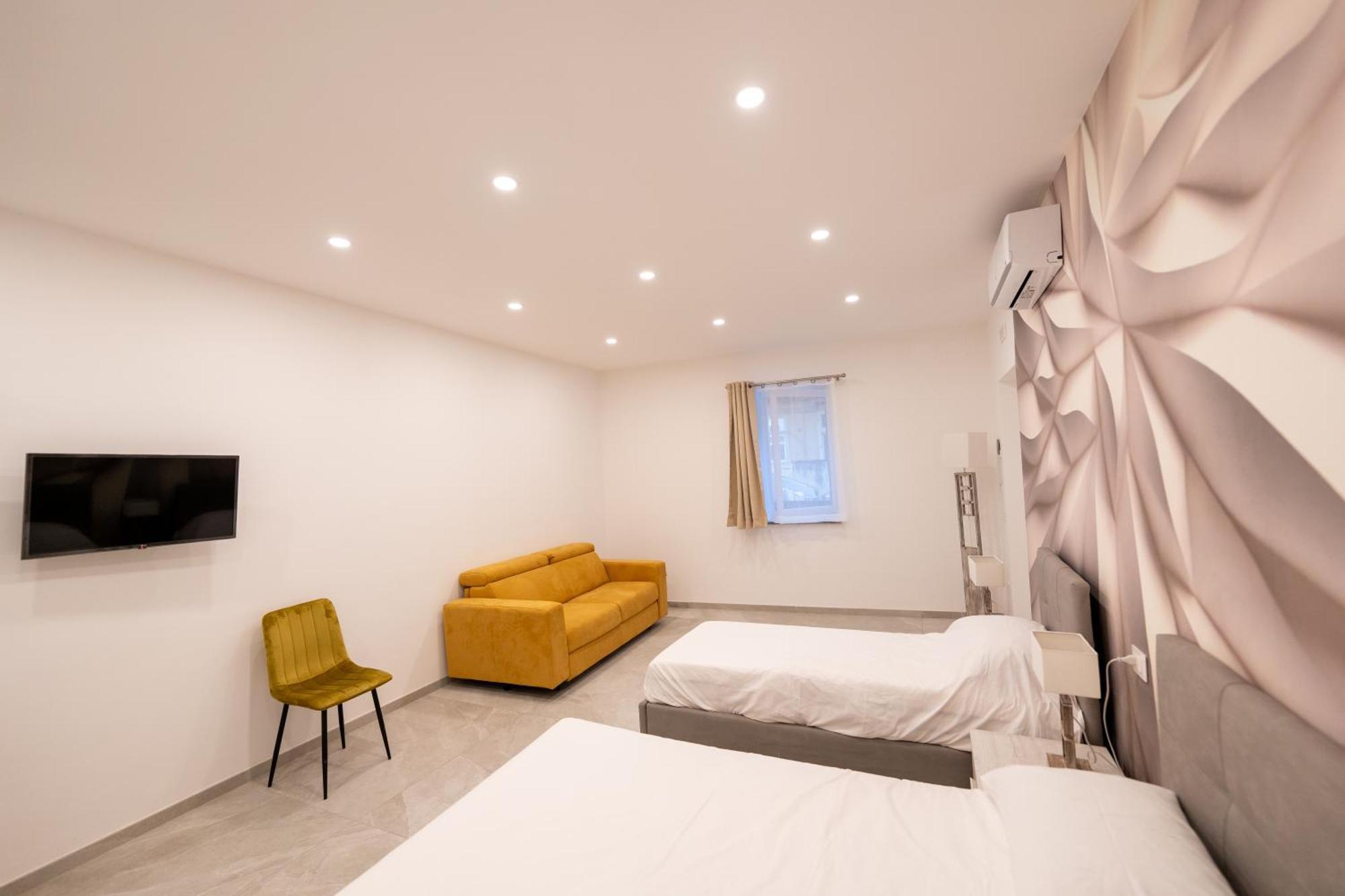 Suites Gaudioso Napoli Center Extérieur photo