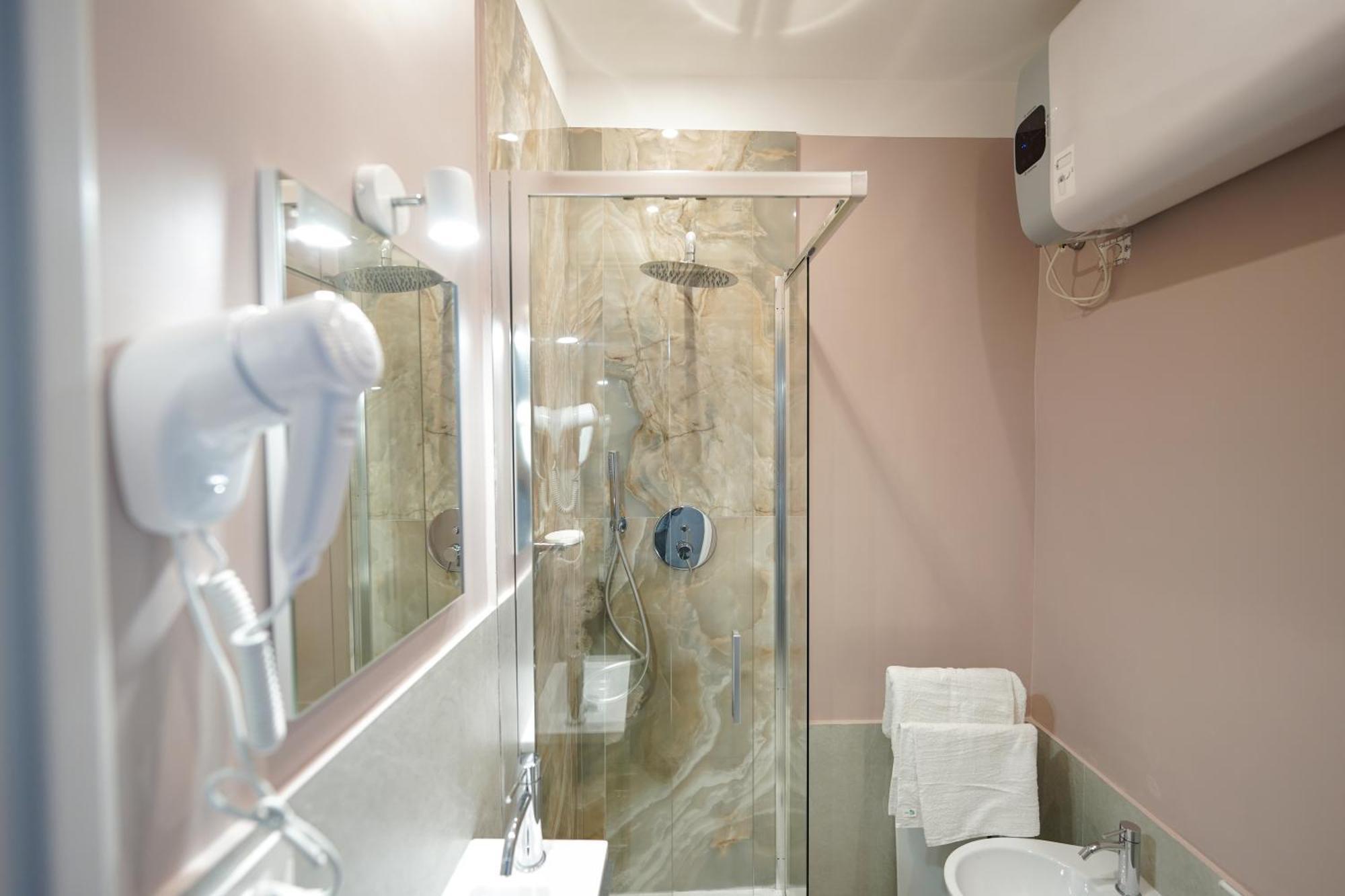 Suites Gaudioso Napoli Center Extérieur photo