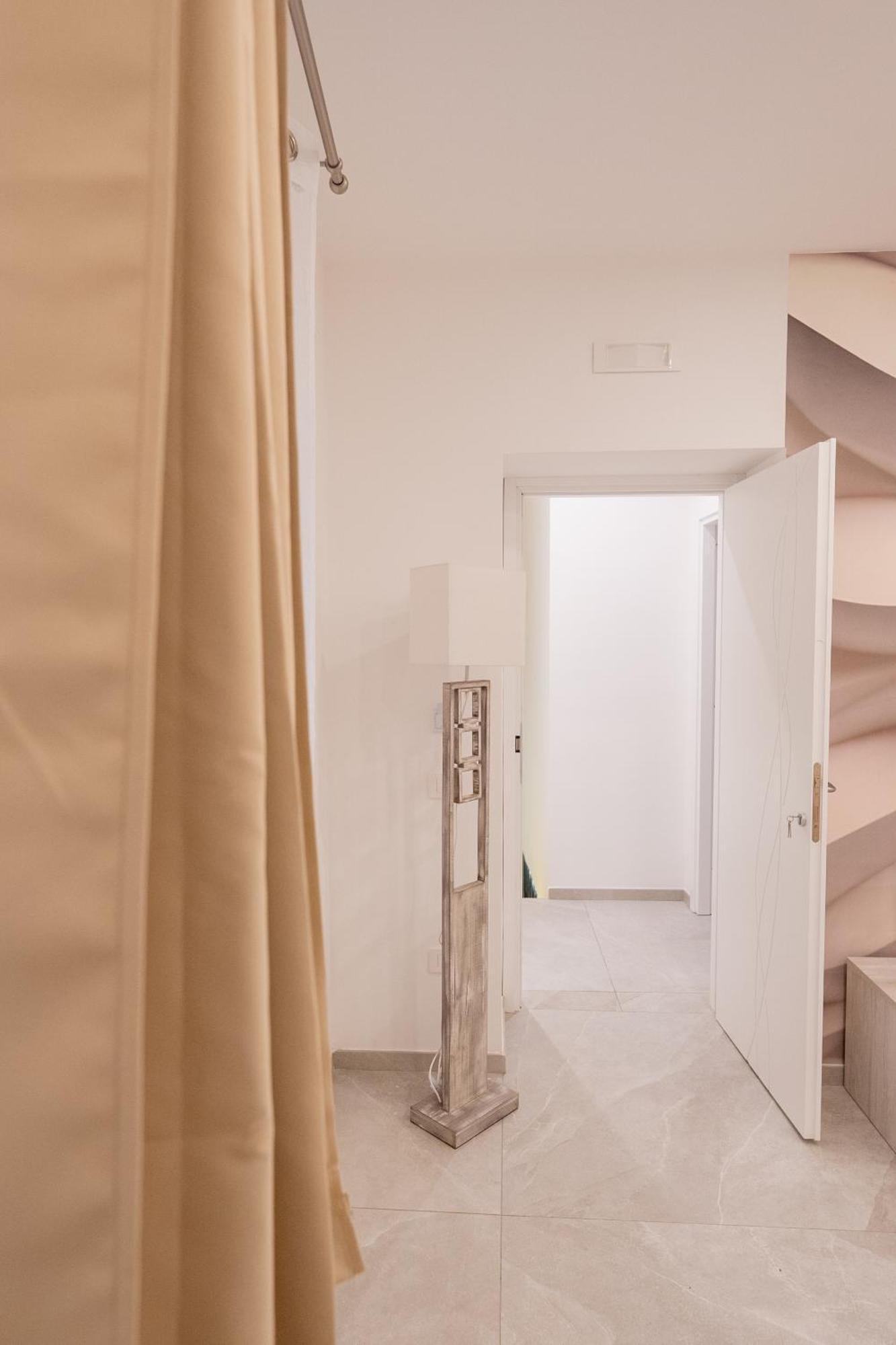 Suites Gaudioso Napoli Center Extérieur photo