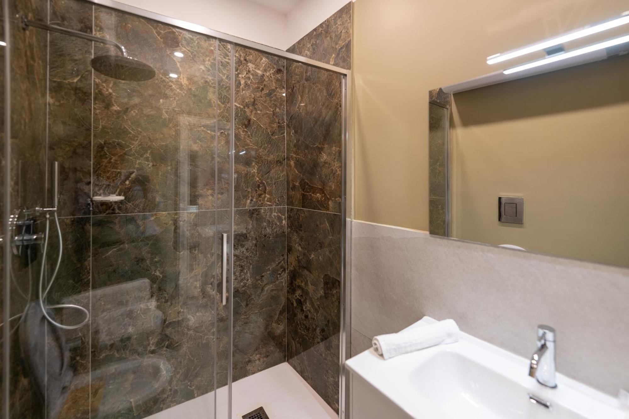 Suites Gaudioso Napoli Center Extérieur photo